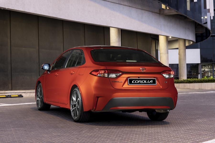  Toyota Corolla Sedan 2020 года  (ZA) (фото 16 из 40)